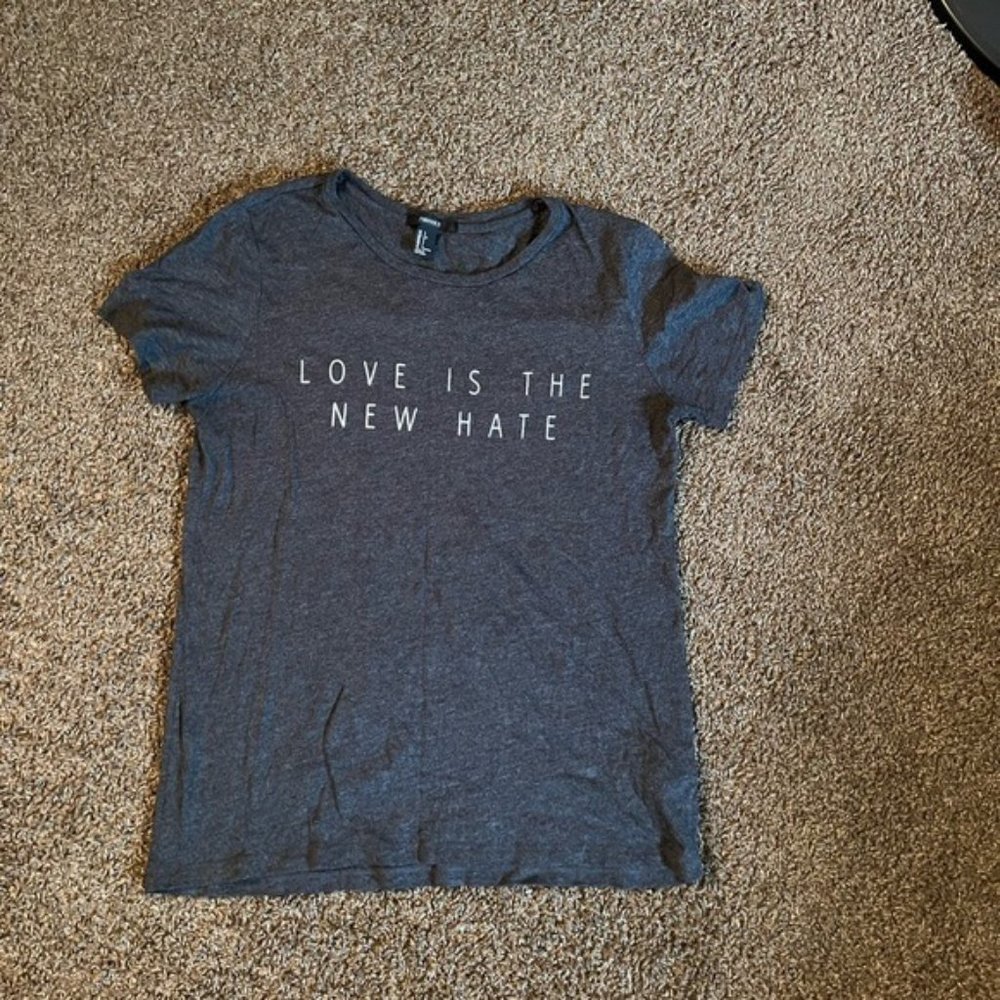 Forever 21 graphic tee
